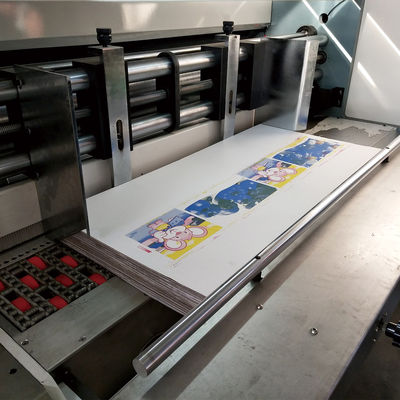 4 stampante d'alimentazione automatica Slotter Die Cutter del margine anteriore 380v di colore